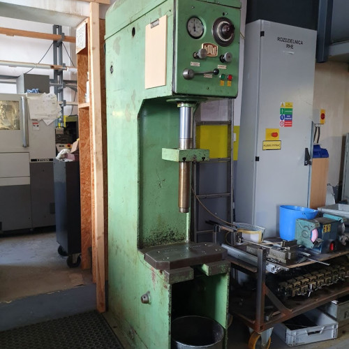 Hydraulic Press Zeulenroda PYE 10x250 (1962)