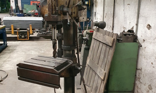 Boring and drilling machines peedestal Průmyslový kombinát - Dačice VS 32 A