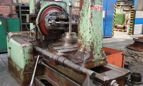 Gear hobbing machine TOS Čelákovice FO 10 (1966)