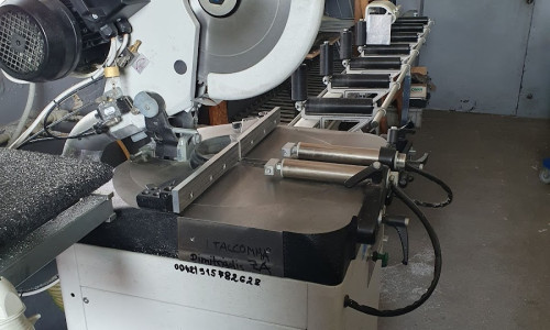 Řezací zařízení FormIndustrie Sika Plus (2018)