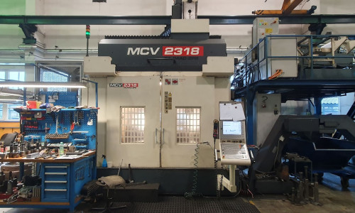 Bearbeitungszentrum vertikale TAJMAC-ZPS, a.s. MCV 2318 (2014)