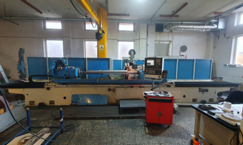 Cylindrical grinding machine TOS Hostivař BUA E63/3000 CNC (GO: 2007)