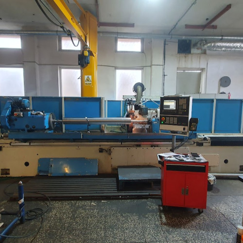 Cylindrical grinding machine TOS Hostivař BUA E63/3000 CNC (GO: 2007)