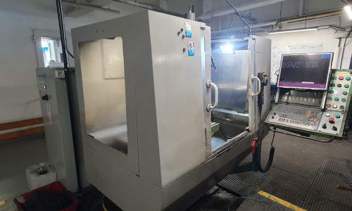 Marógép szerszámmaró Intos FNG 40 CNC A (2002)
